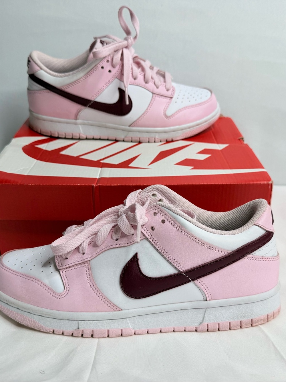 light pink Nike Dunk Low GS 'Pink Foam' sneakers 6.5